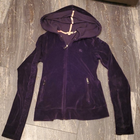 Authentic Burberry Velour Outfit 😍